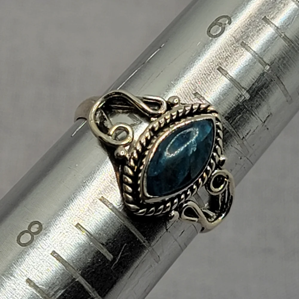 Blue Apatite Sterling Silver Horseshoe Ring Signed Size 7